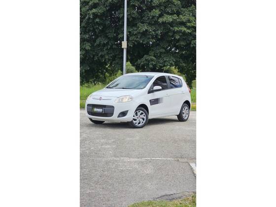 FIAT PALIO 1.0 MPI ATTRACTIVE 8V FLEX 4P MANUAL FIAT PALIO 1.0 MPI ATTRACTIVE 8V FLEX 4P MANUAL